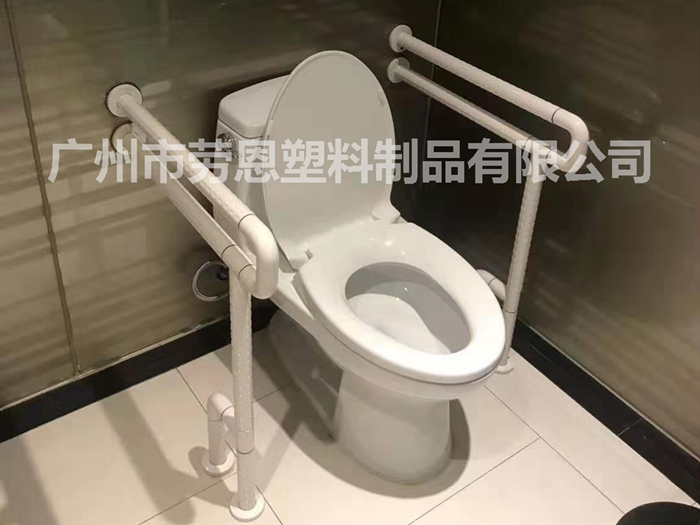 公共殘疾人廁所的衛(wèi)生間扶手和其他設施的具體尺寸是多少？