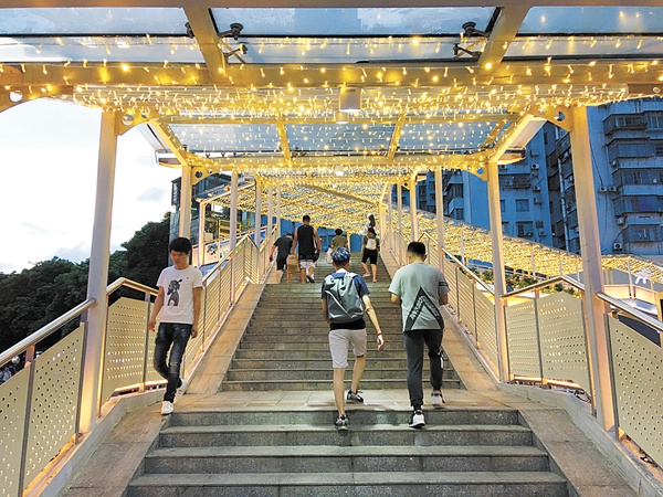 60%的摔倒發(fā)生在老人身上：為了防止老人摔倒，注意細(xì)節(jié)是關(guān)鍵！